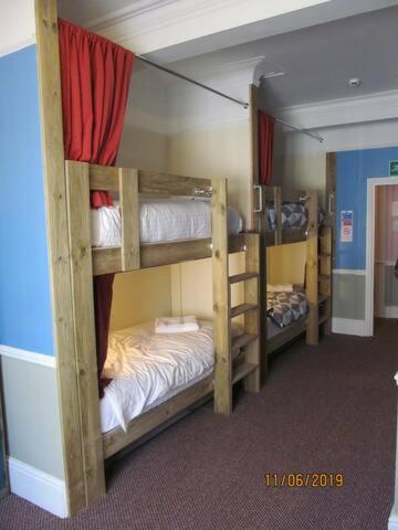 דובר Les Fleurs Accommodation מראה חיצוני תמונה