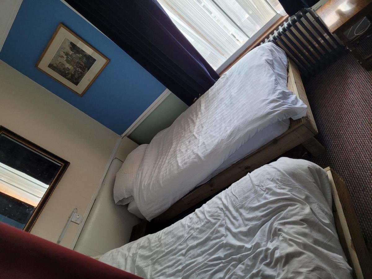 דובר Les Fleurs Accommodation מראה חיצוני תמונה