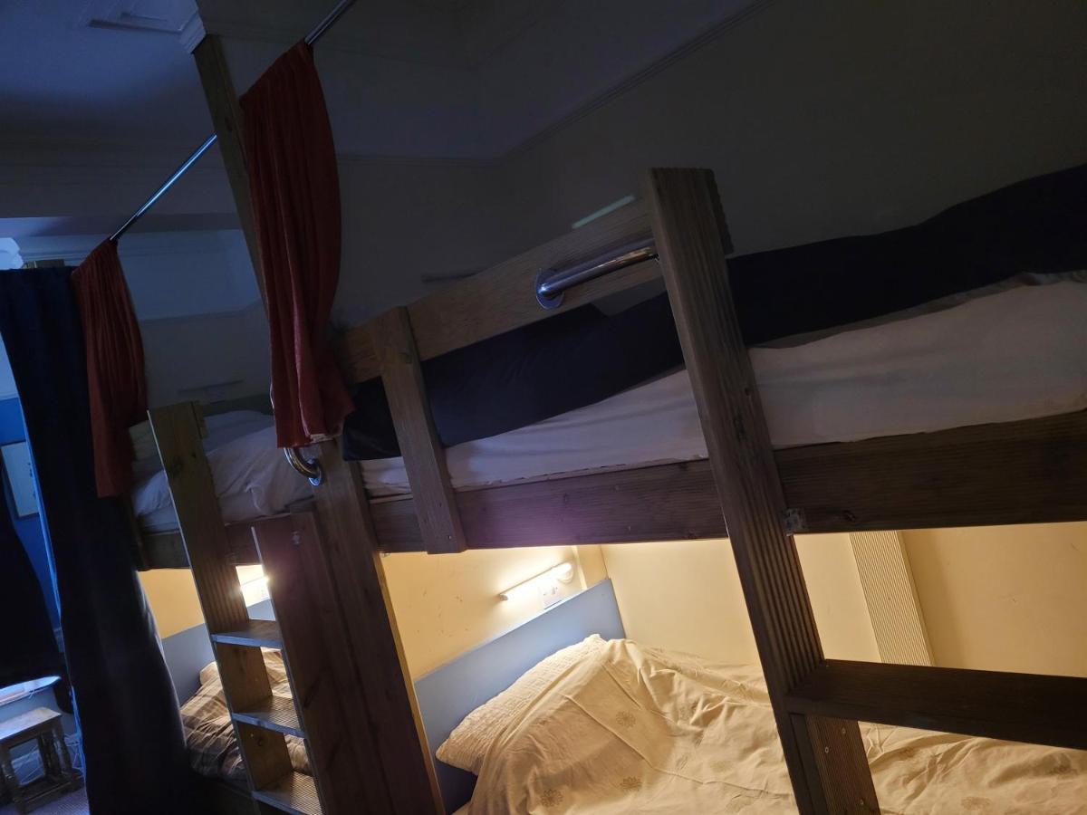 דובר Les Fleurs Accommodation מראה חיצוני תמונה